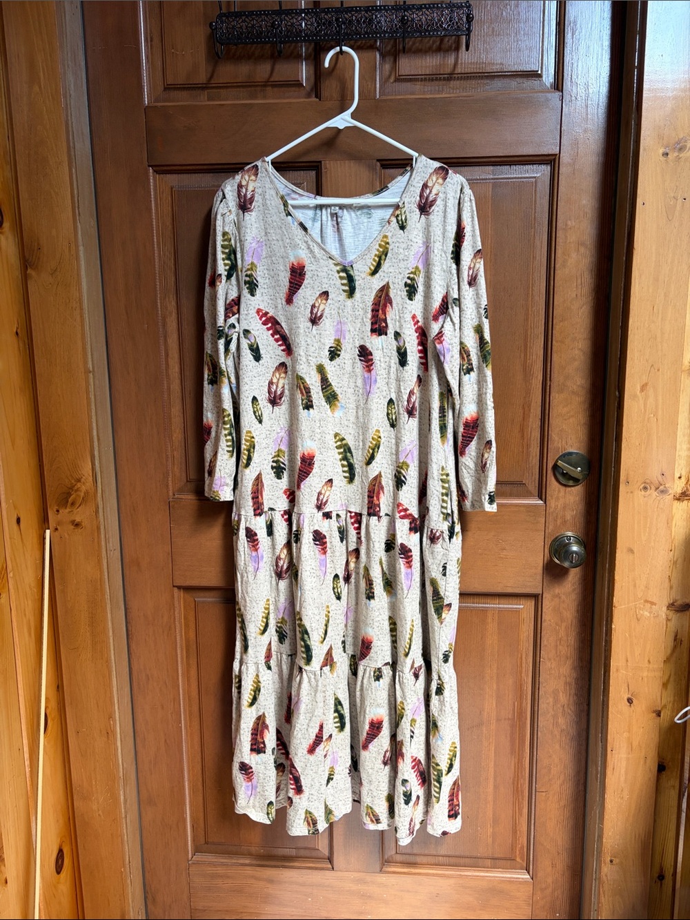 Astrologie Cream Feather-Print Tiered Long-Sleeve Dress Size XL